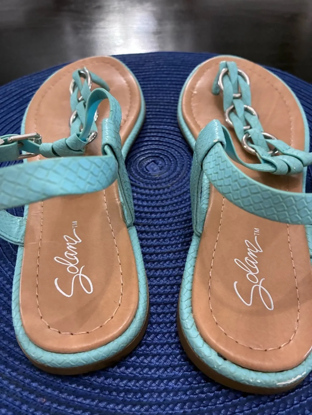 Solanz women t‑strap